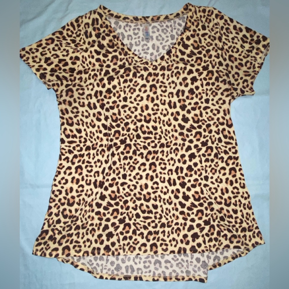 LuLaRoe Leopard Print Short Sleeve Top
